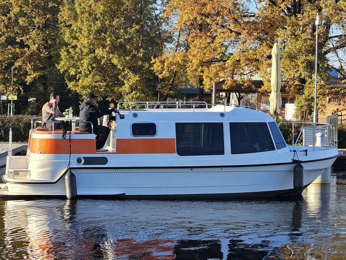 Obytná loď Terka – Voyager 860 Obytná loď Terka - Voyager 860